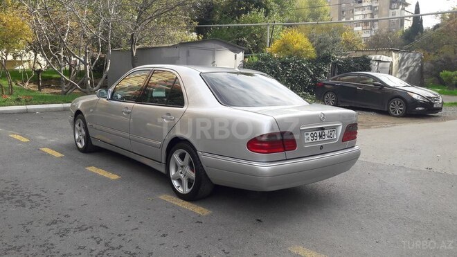 Mercedes E 240 1998, 398,000 km - 2.4 л - Bakı