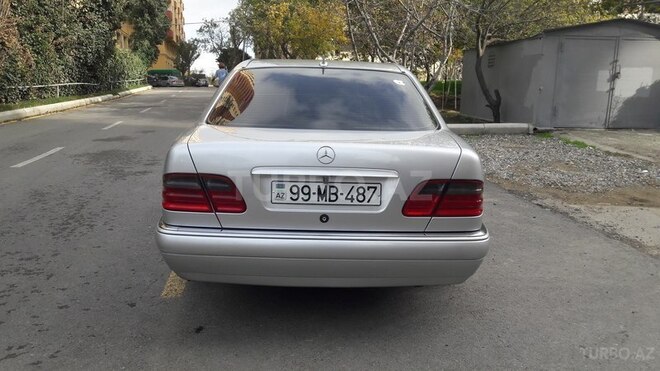 Mercedes E 240 1998, 398,000 km - 2.4 л - Bakı