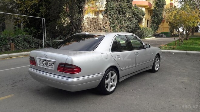 Mercedes E 240 1998, 398,000 km - 2.4 л - Bakı