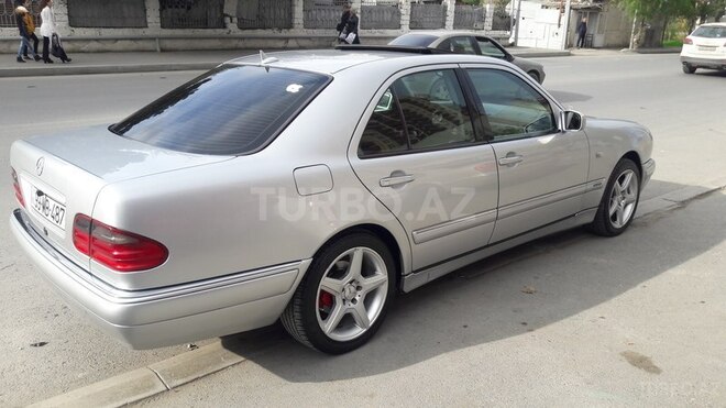 Mercedes E 240 1998, 398,000 km - 2.4 л - Bakı
