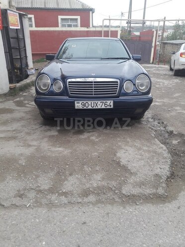Mercedes E 240 1998, 320,000 km - 2.4 l - Bakı