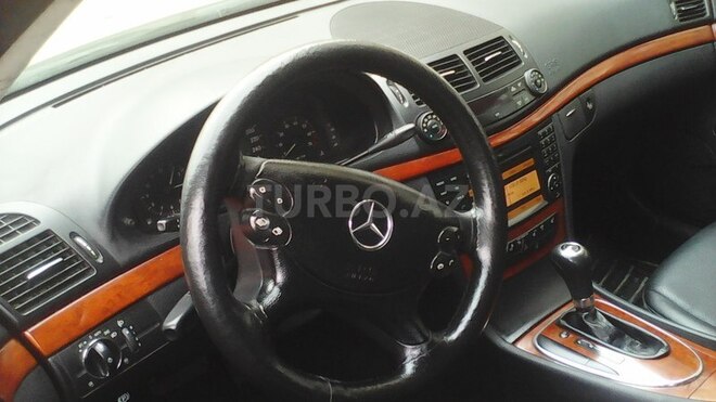 Mercedes E 200 2009, 203,697 km - 2.0 л - Bakı