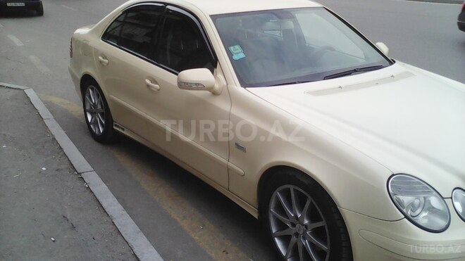 Mercedes E 200 2009, 203,697 km - 2.0 л - Bakı