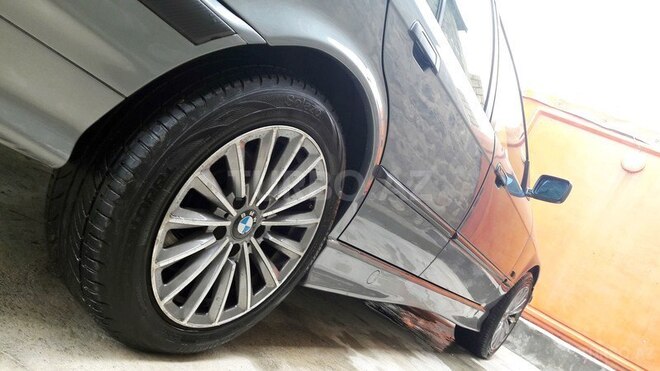 BMW 320 1994, 260 km - 0.2 l - Şəki