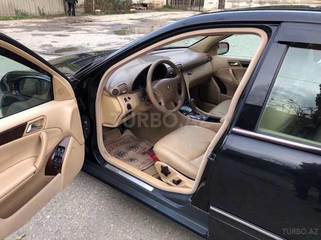 Mercedes C 240 2003, 277,500 km - 2.6 l - Bakı