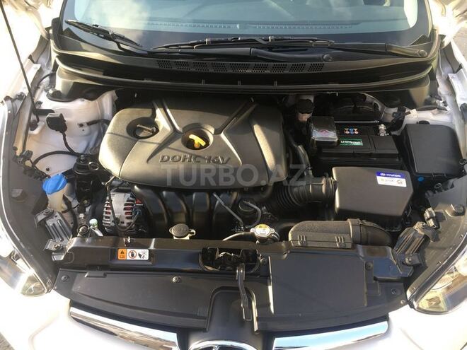 Hyundai Elantra 2014, 18,000 km - 1.8 l - Bakı