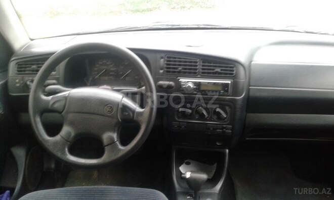 Volkswagen Golf 1993, 279,880 km - 2.0 l - Bakı