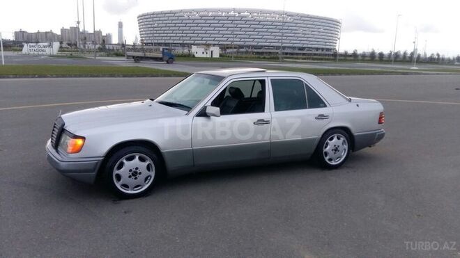 Mercedes E 250 1992, 250,000 km - 2.5 л - Bakı