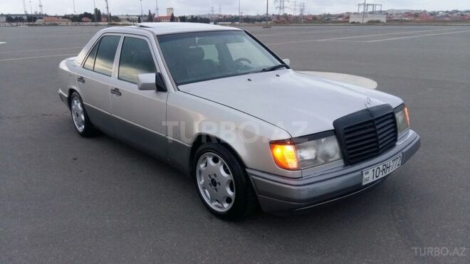 Mercedes E 250 1992, 250,000 km - 2.5 л - Bakı