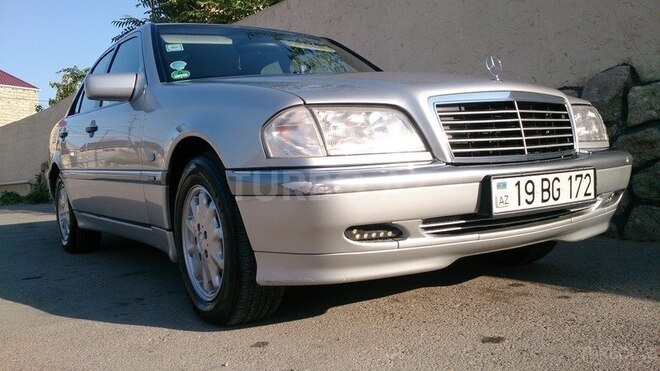 Mercedes C 180 1998, 270,000 km - 1.8 l - Bakı