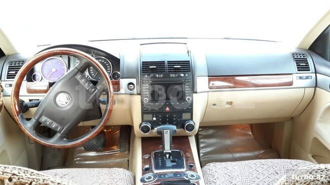 Volkswagen Touareg 2005, 242,700 km - 3.2 l - Bakı
