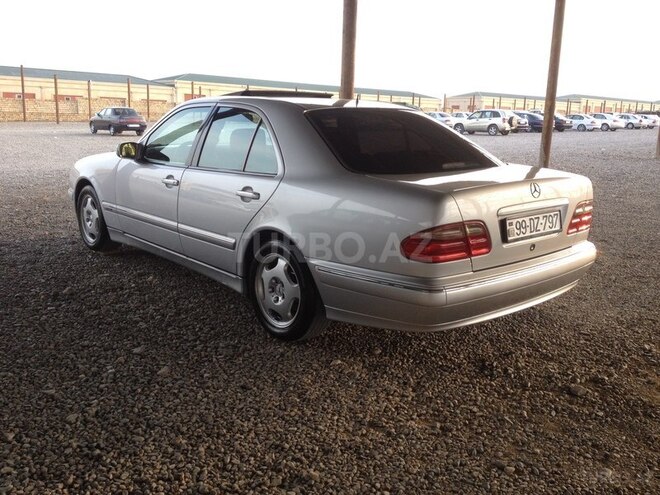 Mercedes E 200 2000, 205,560 km - 2.0 l - Gəncə