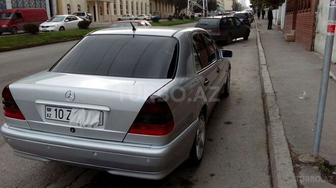 Mercedes C 240 1999, 255,552 km - 2.4 l - Bakı