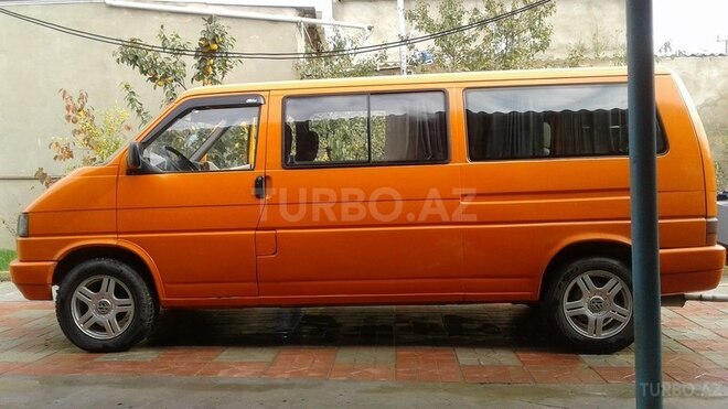 Volkswagen Transporter 1991, 666,555 km - 2.4 l - Bakı