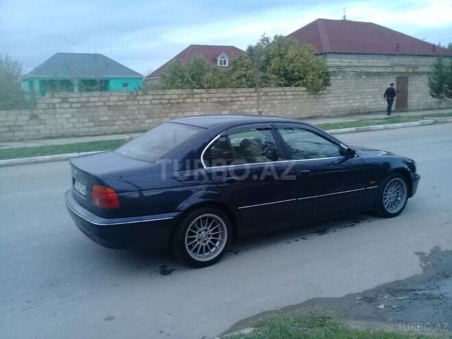 BMW 523 1997, 235,000 km - 2.5 l - Sumqayıt