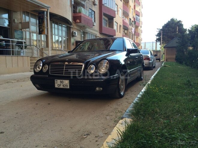 Mercedes E 320 1997, 320,000 km - 3.2 l - Bakı