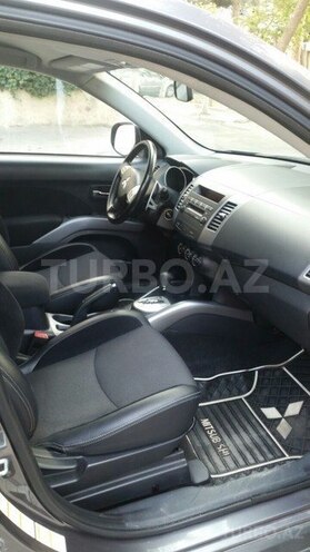 Mitsubishi Outlander 2010, 70,000 km - 0.2 л - Bakı
