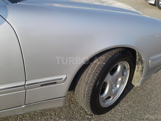 Mercedes E 240 2000, 216,300 km - 2.4 l - Bakı