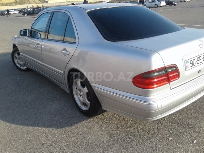 Mercedes E 240 2000, 216,300 km - 2.4 l - Bakı
