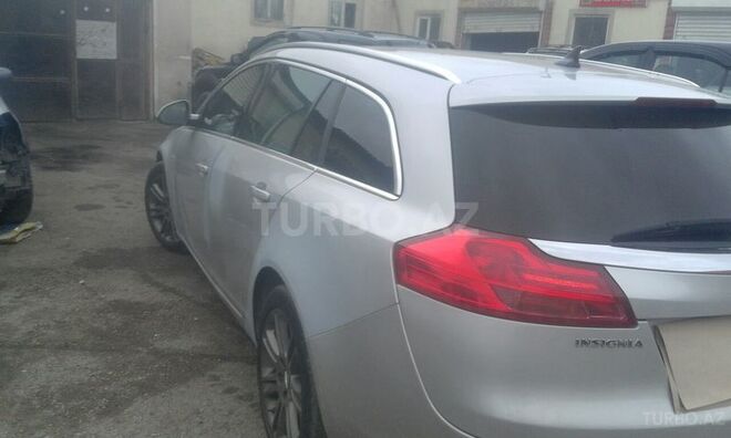 Opel Insignia 2010, 142,000 km - 2.0 l - Bakı