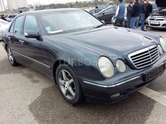 Mercedes E 200 2002, 265,000 km - 2.0 l - Bakı