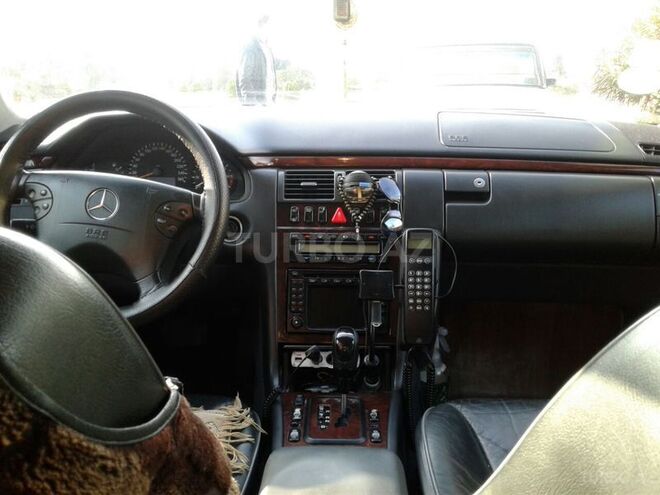 Mercedes E 280 1999, 350,000 km - 2.8 l - Goranboy