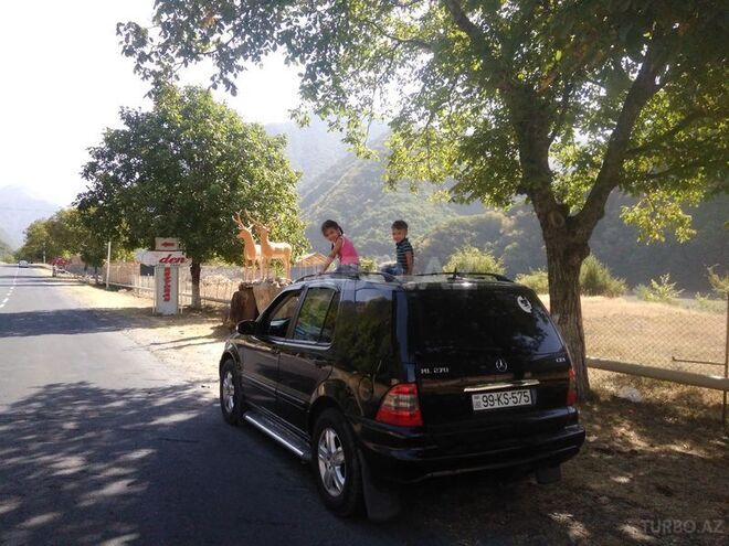 Mercedes ML 270 2003, 183,000 km - 2.7 л - Bakı