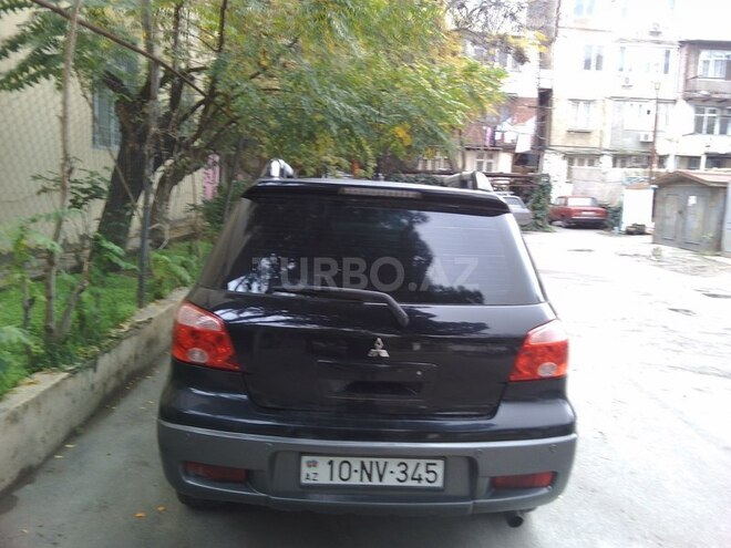 Mitsubishi Outlander 2005, 128,000 km - 2.4 л - Bakı