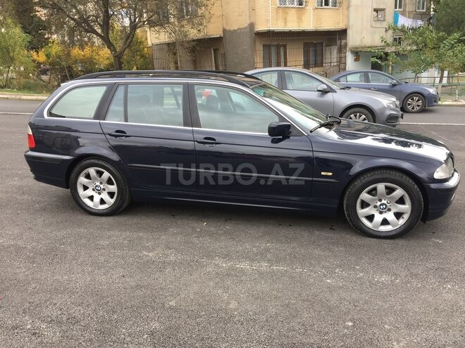 BMW 320 2000, 198,000 km - 2.2 л - Bakı