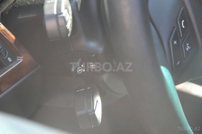 BMW 528 2008, 102,000 km - 3.0 l - Bakı