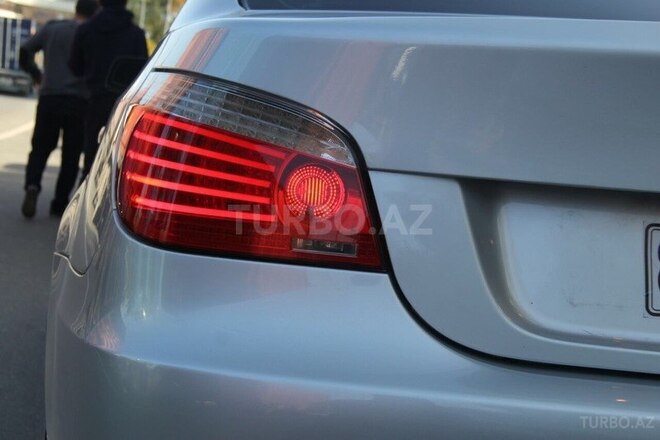 BMW 528 2008, 102,000 km - 3.0 l - Bakı