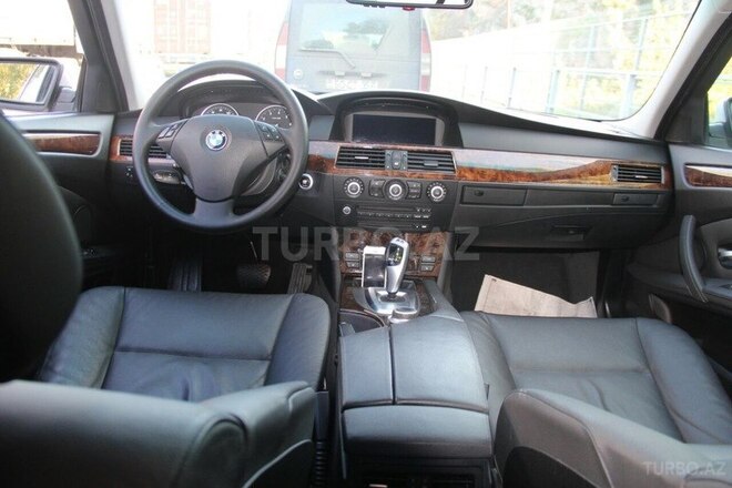 BMW 528 2008, 102,000 km - 3.0 l - Bakı