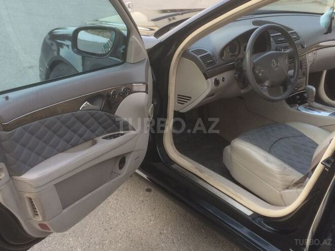 Mercedes E 320 2002, 225,909 km - 3.2 l - Bakı