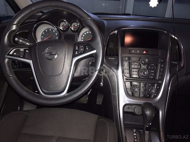 Opel Astra 2012, 72,000 km - 1.6 l - Bakı