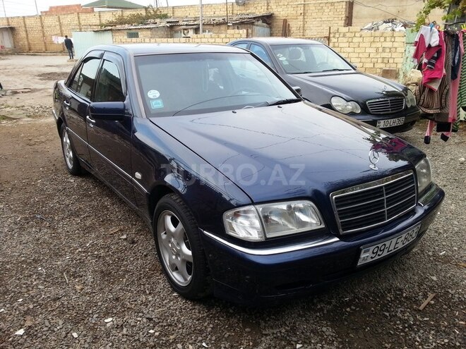 Mercedes C 200 1999, 166,325 km - 2.0 l - Xırdalan