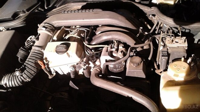 Mercedes E 220 1998, 25,364 km - 2.2 l - İmişli