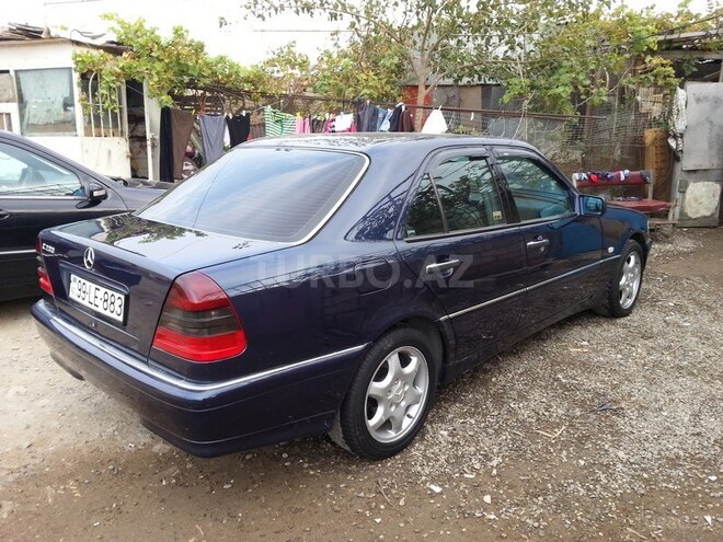 Mercedes C 200 1999, 166,325 km - 2.0 l - Xırdalan