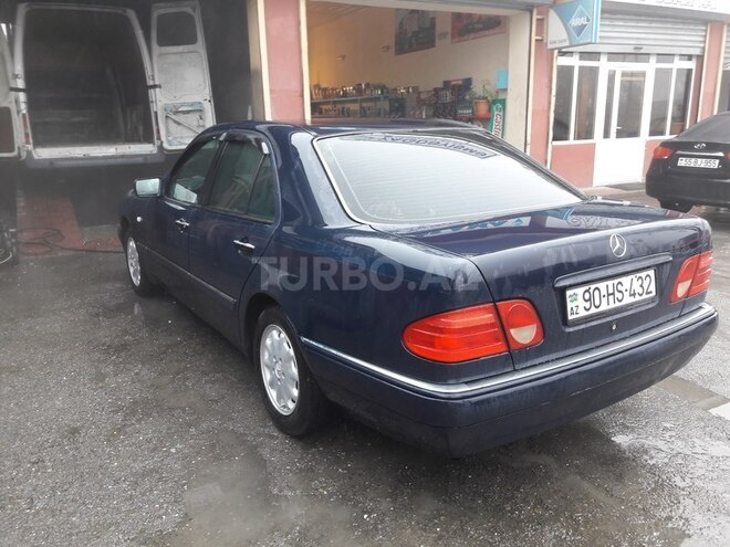 Mercedes E 200 1997, 243,000 km - 2.0 l - Xırdalan