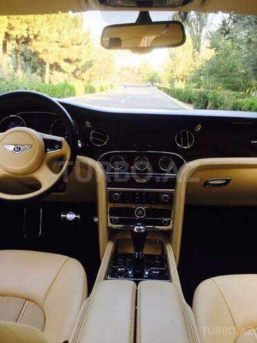 Bentley Mulsanne 2011, 27,000 km - 6.5 л - Bakı