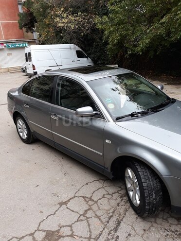 Volkswagen Passat 2003, 17,000 km - 1.8 l - Bakı