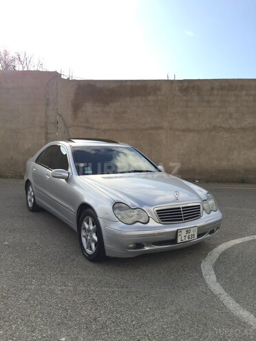 Mercedes C 240 2003, 245,300 km - 2.6 л - Bakı