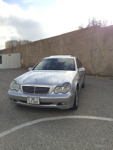 Mercedes C 240 2003, 245,300 km - 2.6 л - Bakı