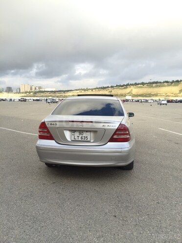 Mercedes C 240 2003, 245,300 km - 2.6 л - Bakı