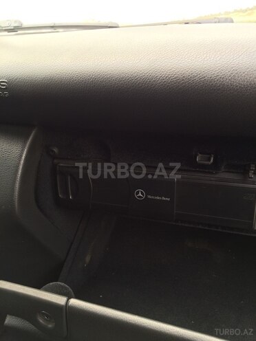 Mercedes C 240 2003, 245,300 km - 2.6 л - Bakı
