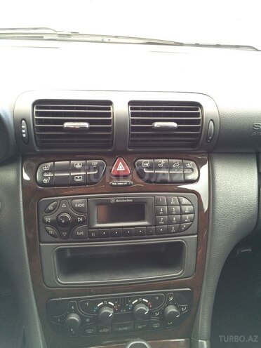 Mercedes C 240 2003, 245,300 km - 2.6 л - Bakı