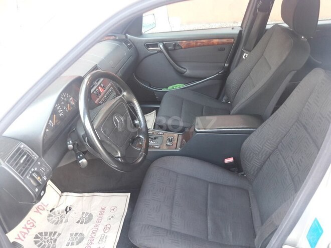 Mercedes C 240 1998, 183,000 km - 2.4 л - Gəncə