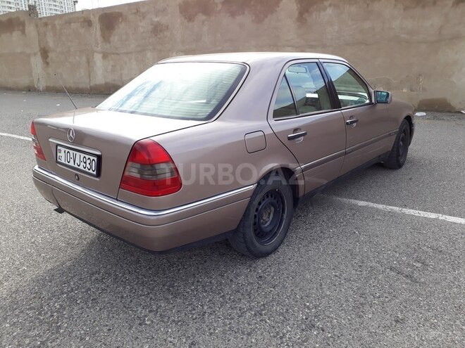 Mercedes C 180 1993, 286,000 km - 1.8 l - Bakı