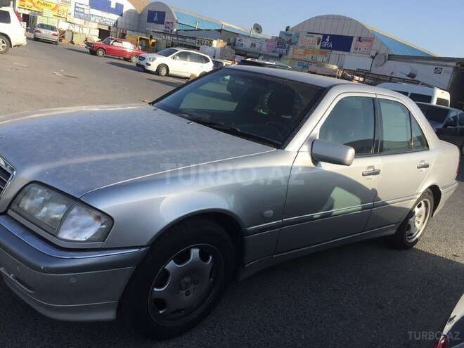 Mercedes C 240 1999, 272,000 km - 2.4 l - Bakı