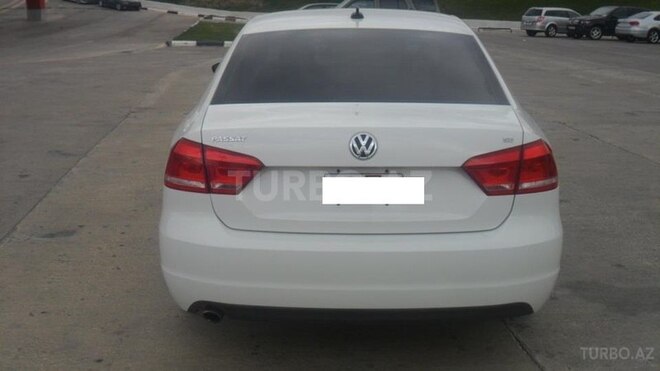 Volkswagen Passat 2012, 46,000 km - 2.5 л - Bakı