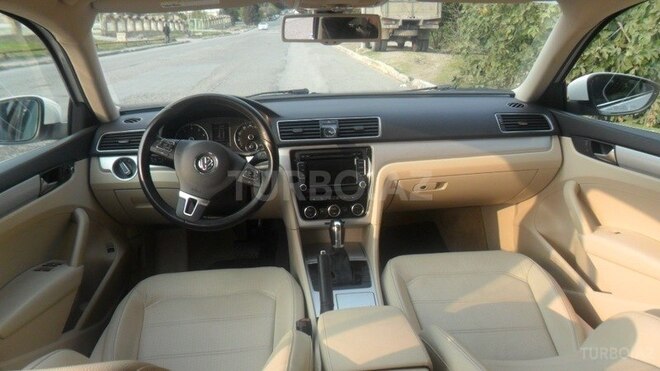 Volkswagen Passat 2012, 46,000 km - 2.5 л - Bakı